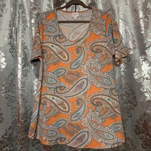 Lularoe LARGE paisley perfect tee